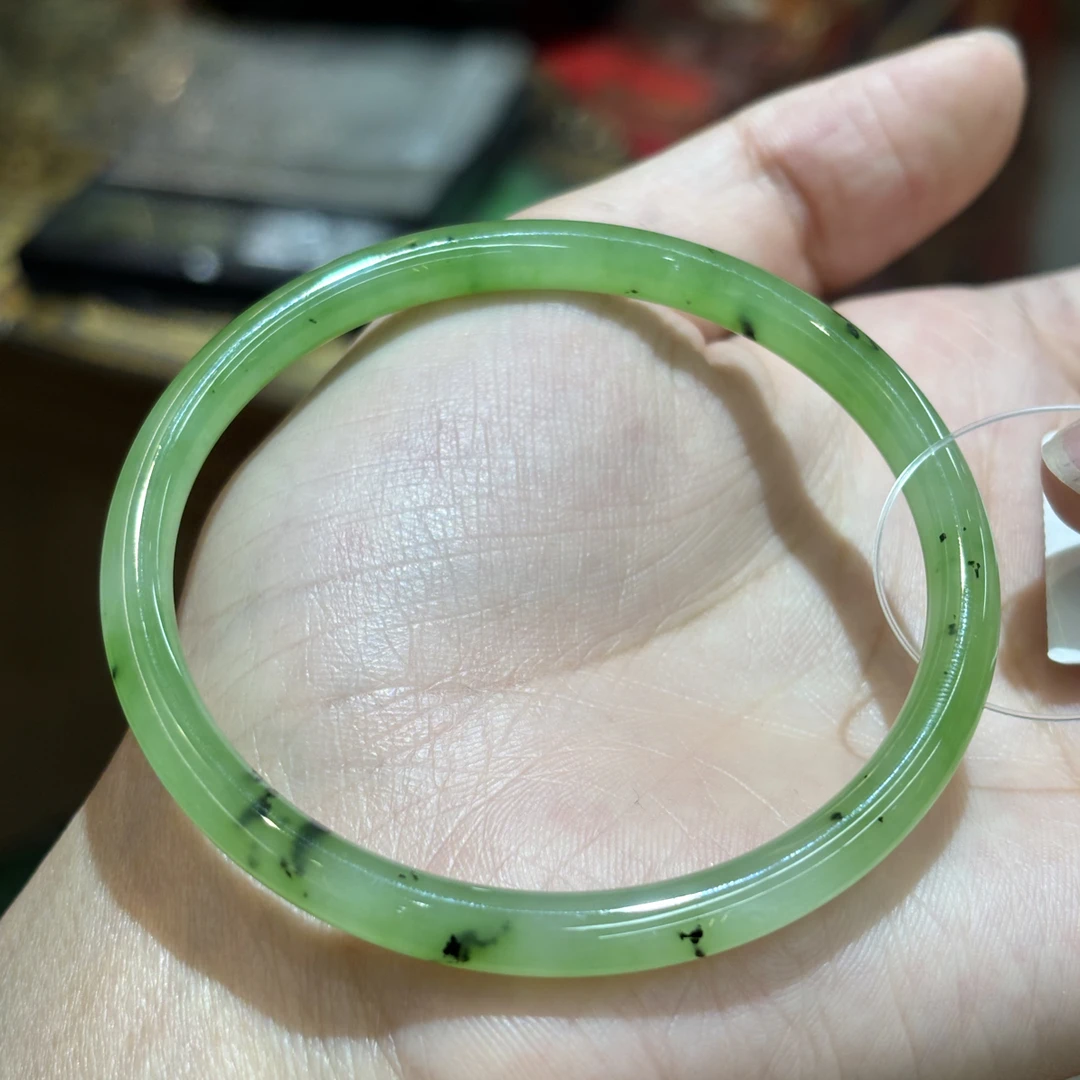 111385CZ和田玉俄料碧玉细条手镯圈口56.9克重15g