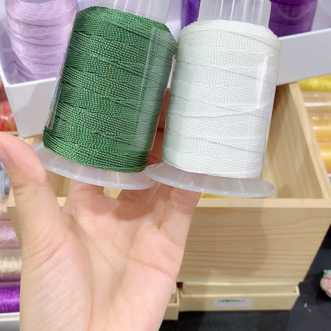腈纶18股股线珍珠白、军绿50克