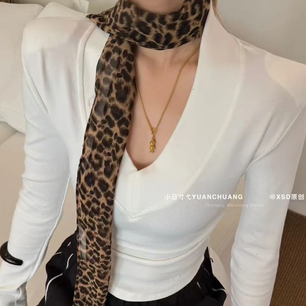 带丝巾常规长袖T恤V领千金风套头休闲风女士短款气质