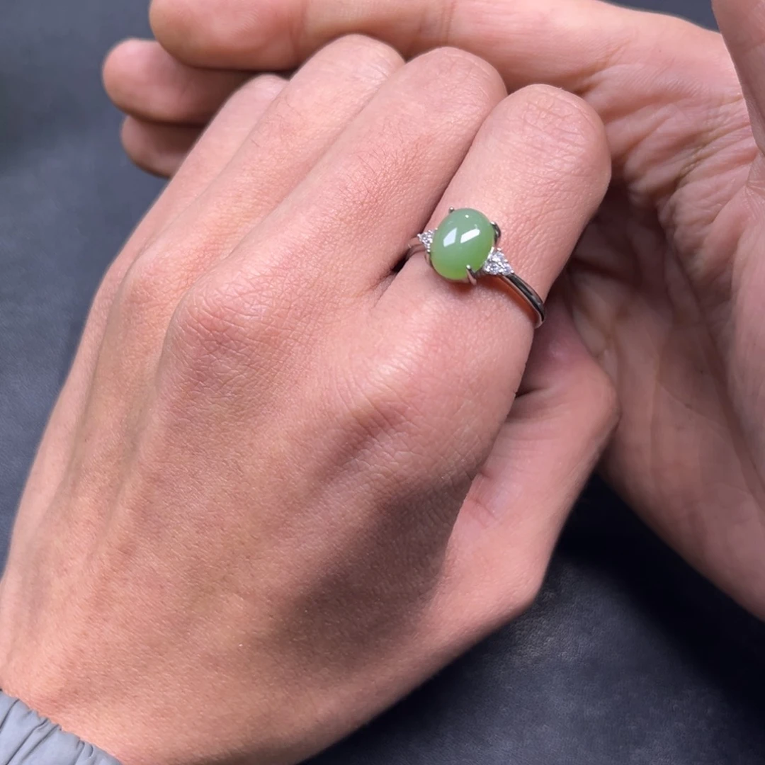 和田玉颈饰合金多样性俄罗斯碧玉戒指