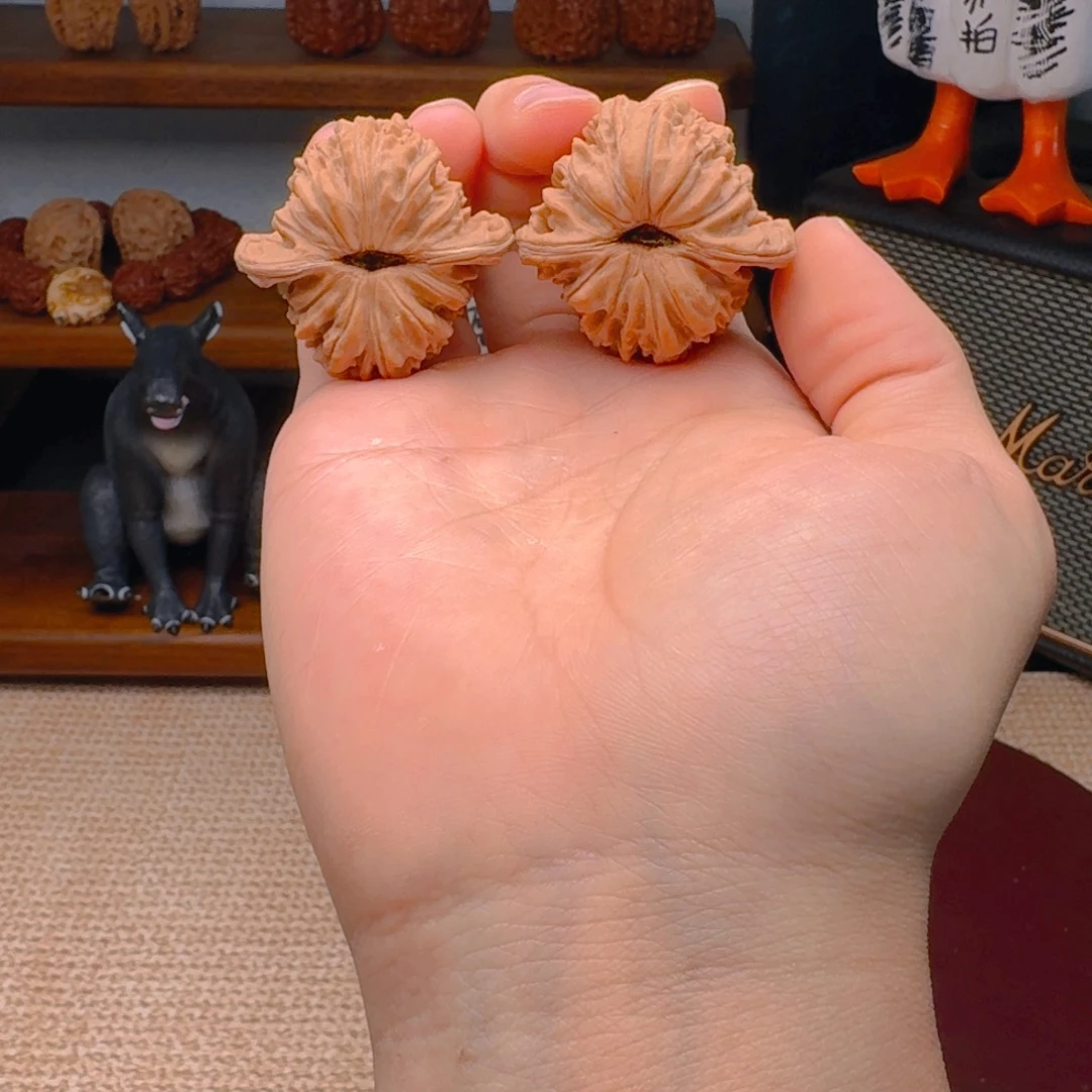 文玩核桃把件4135楼子