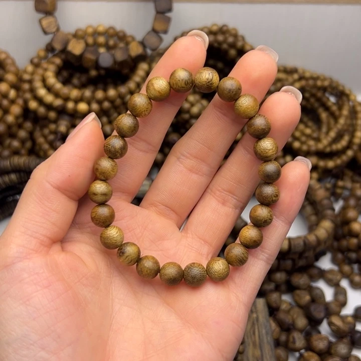 沉香碎屑沉香种植奇楠卡08，4.3克