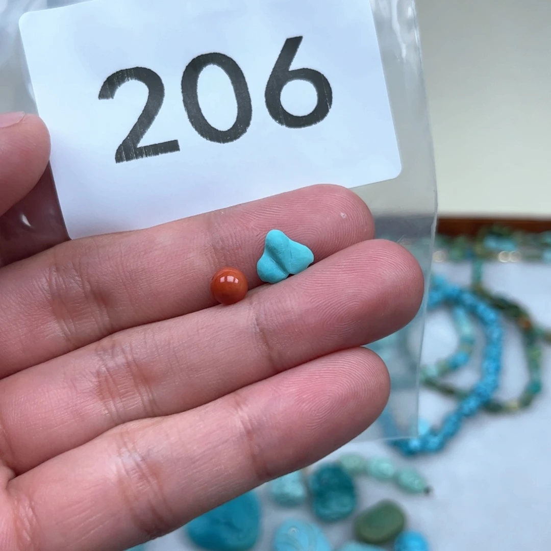 南红玛瑙未镶嵌珠宝奇石