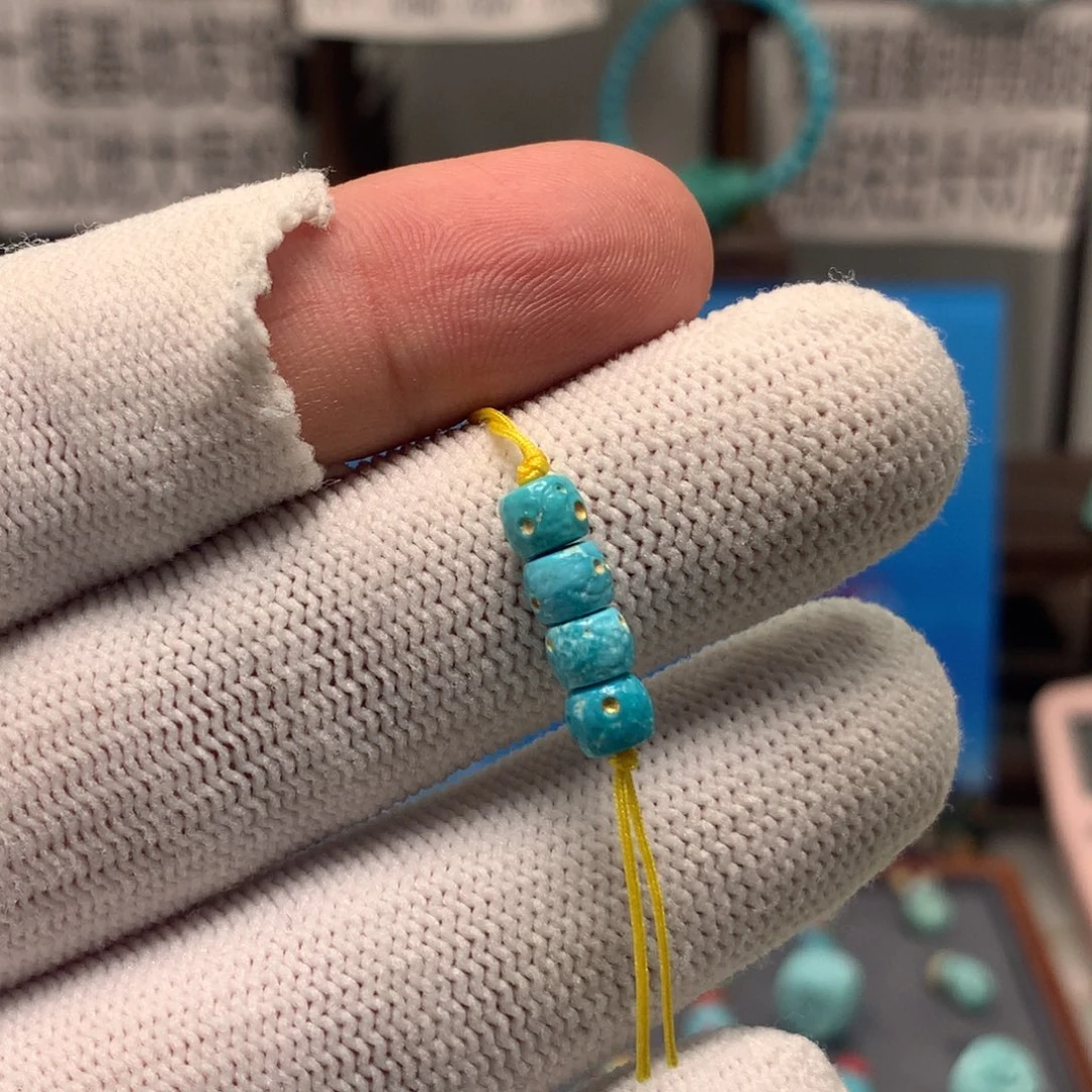 绿松石未镶嵌挂件