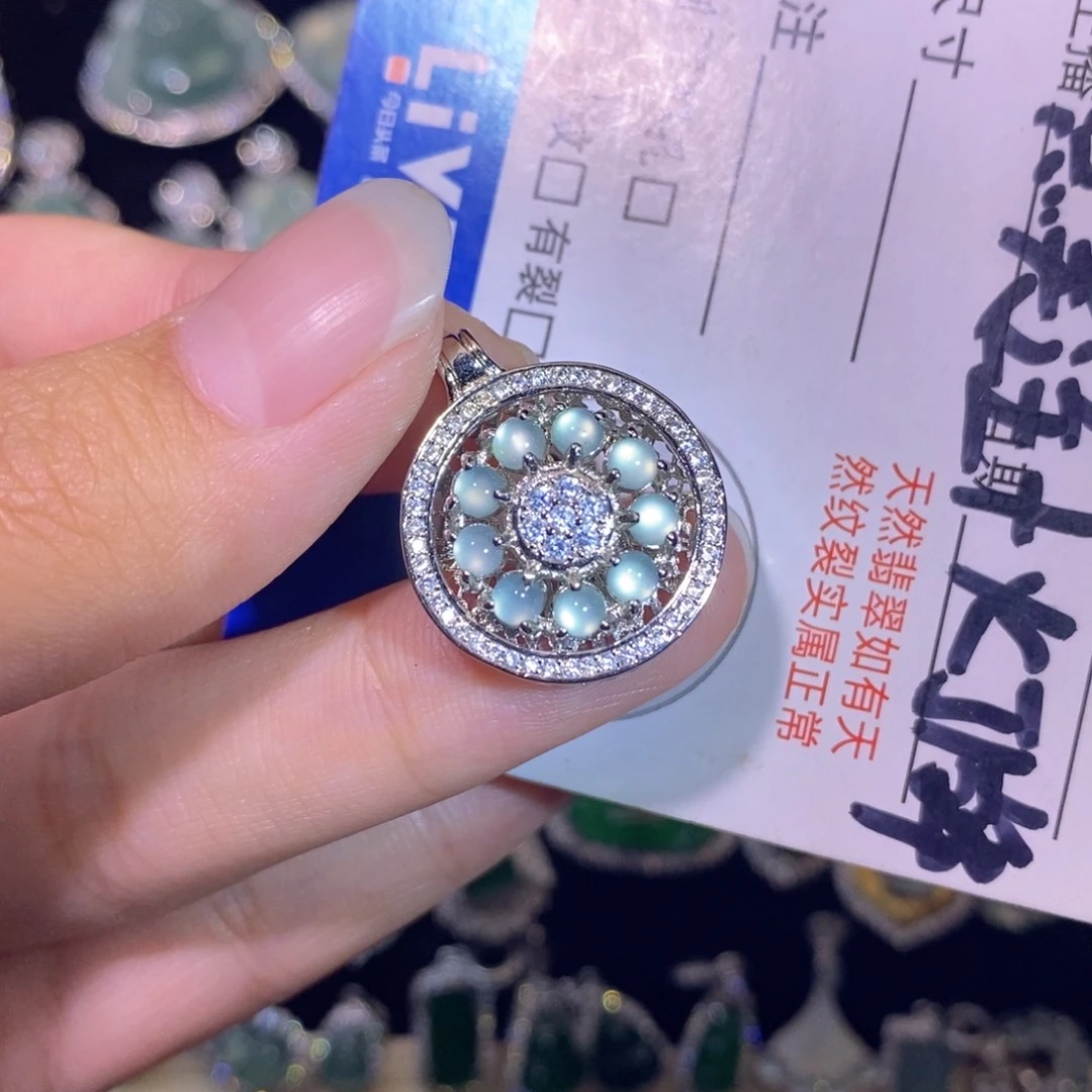 翡翠未镶嵌颈饰天然