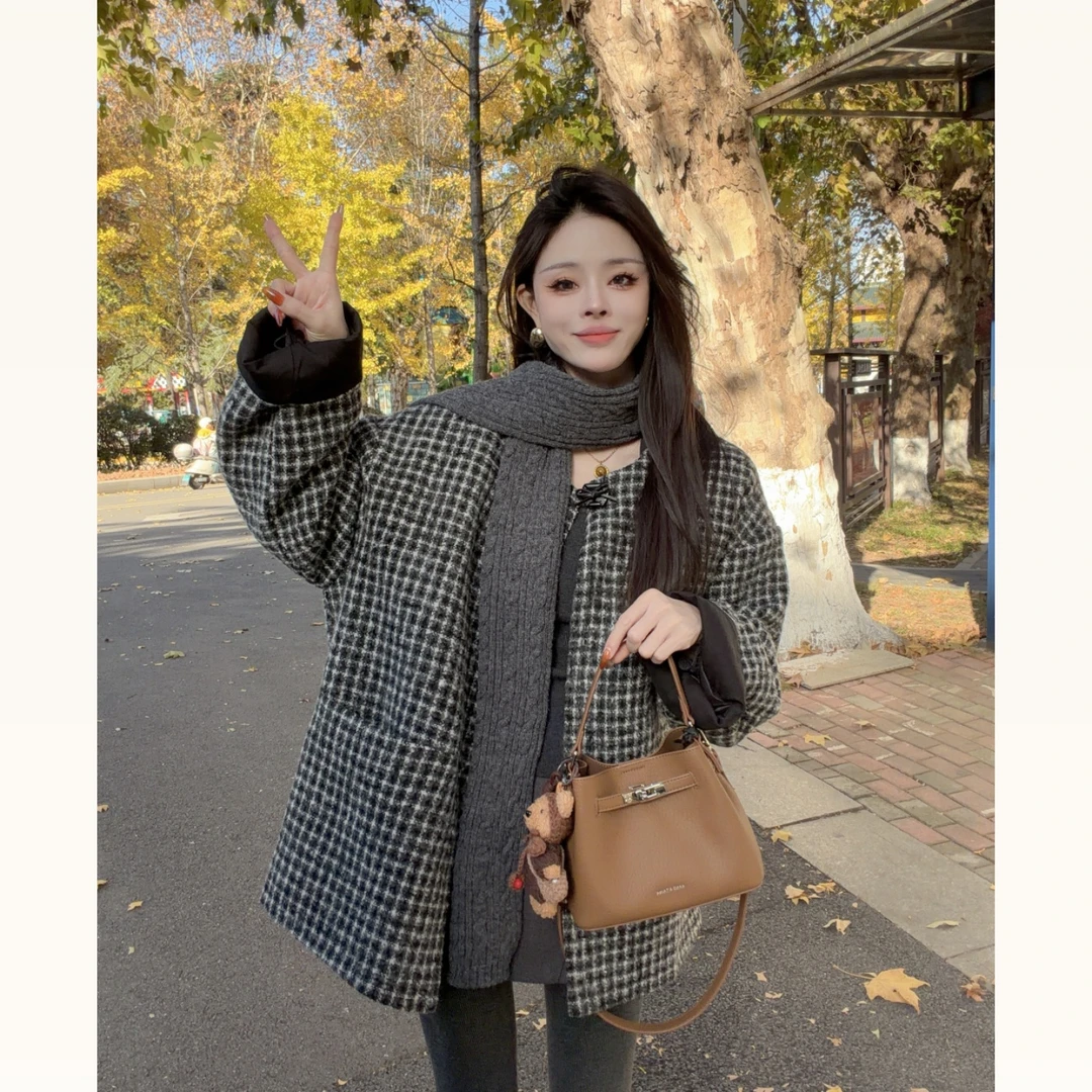 【晓溪服饰】冬款极简百搭格纹小香风设计感粗花呢羽绒外套7015
