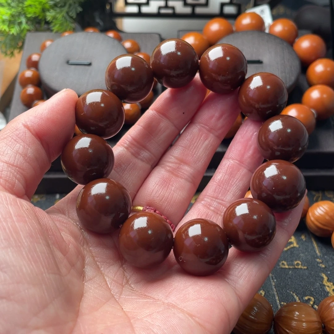 泰***家橄榄核吊坠橄榄1.9