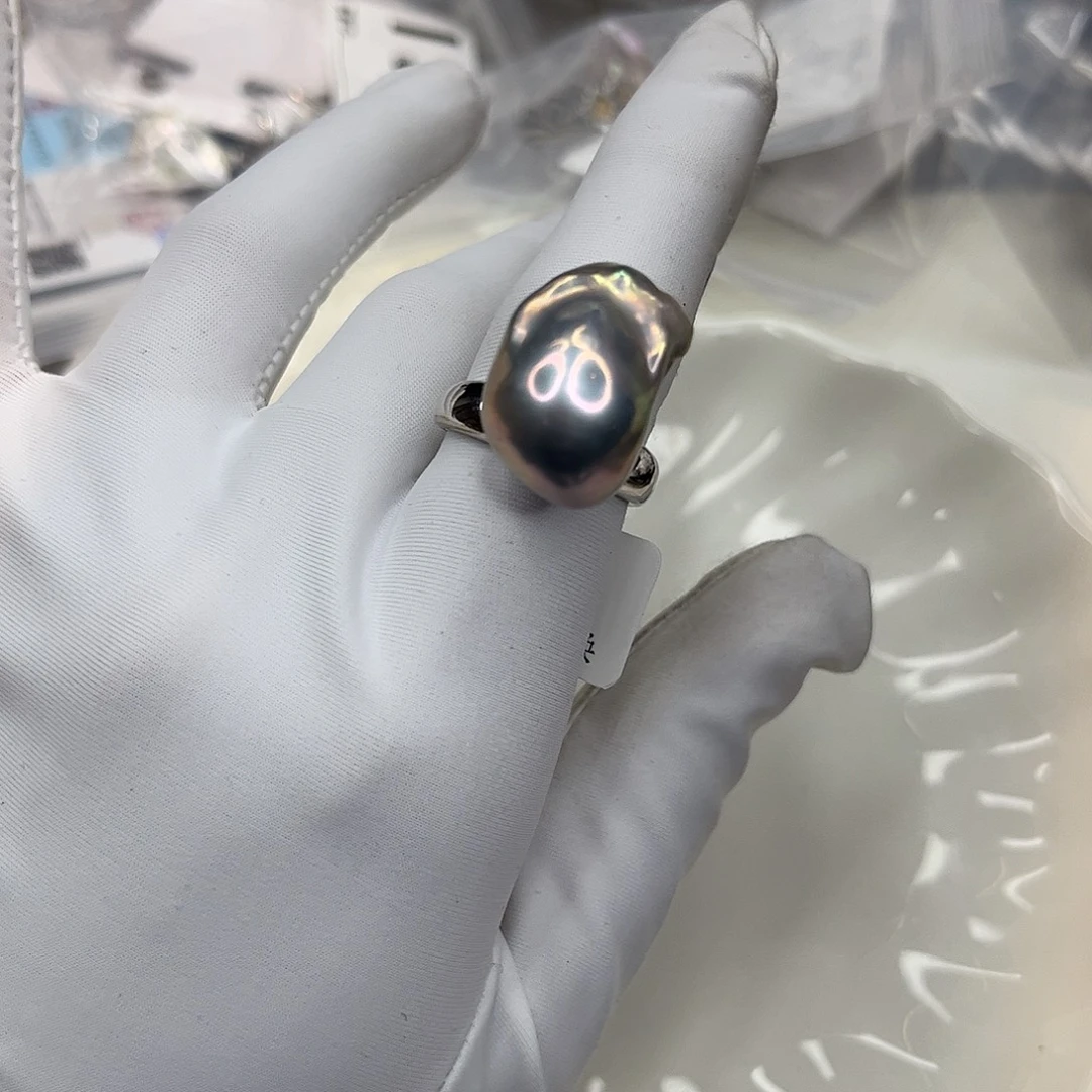 淡水珍珠合金耳饰