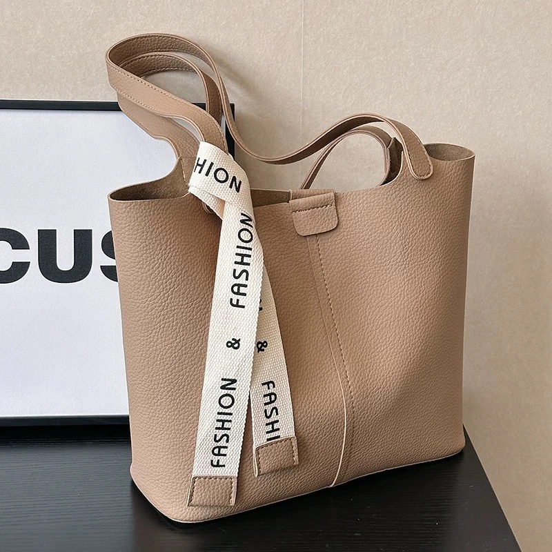 新款轻奢百搭高级感气质时尚斜挎女士包0770卡其