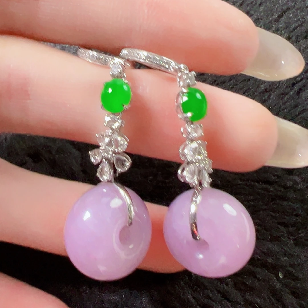 翡翠18K金镶嵌耳饰签收后24小时鉴赏期，过时不退