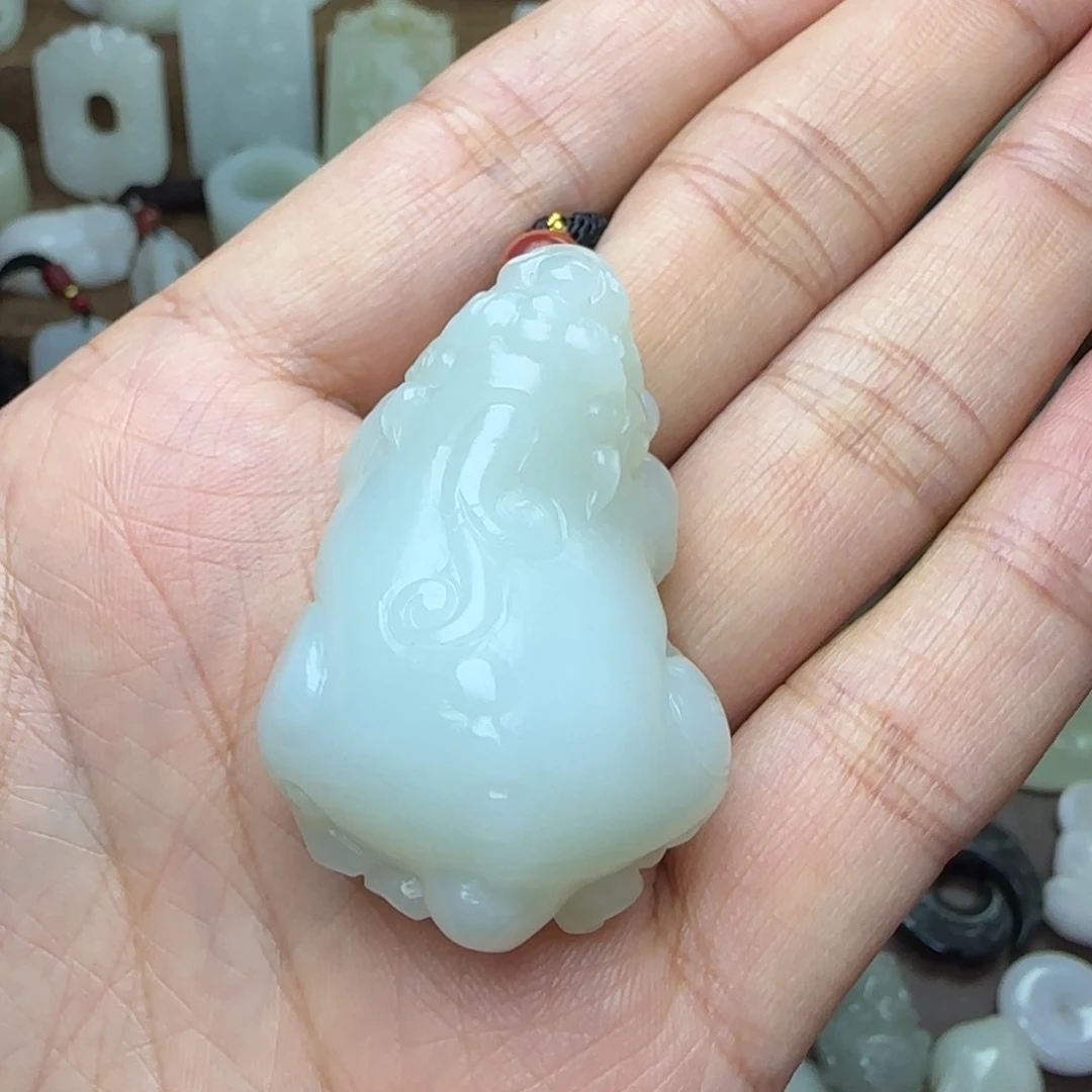 和田玉挂件未镶嵌牙*美