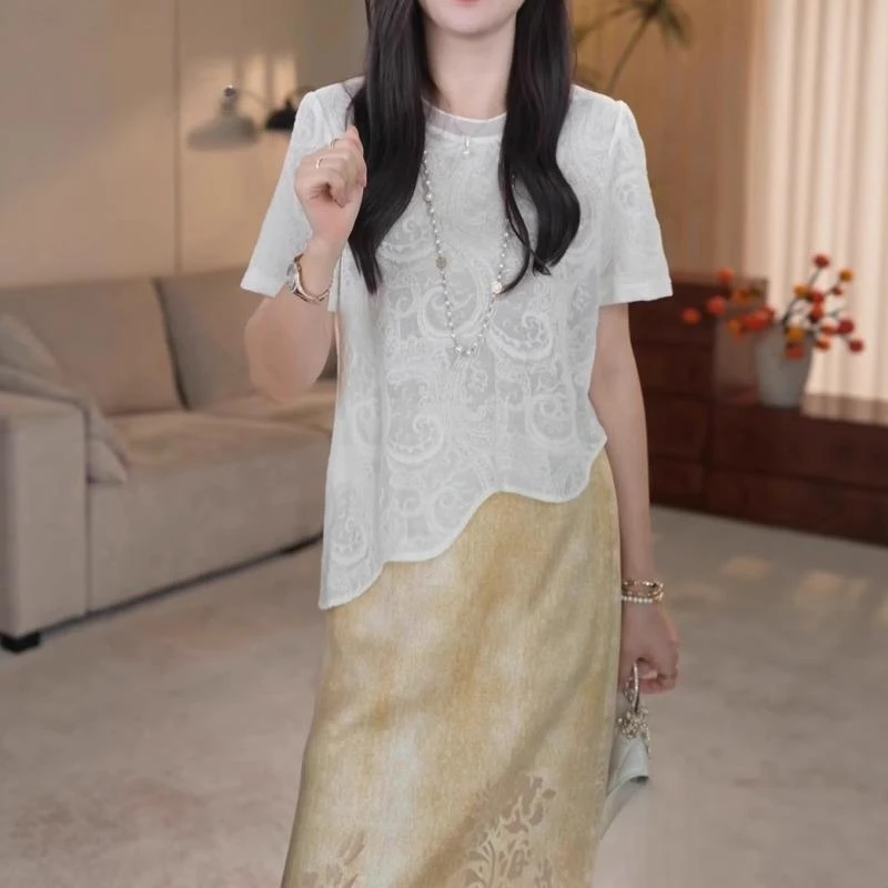 单设2025夏新款圆领刺绣短袖T恤女韩系显瘦减龄洋气网纱上衣