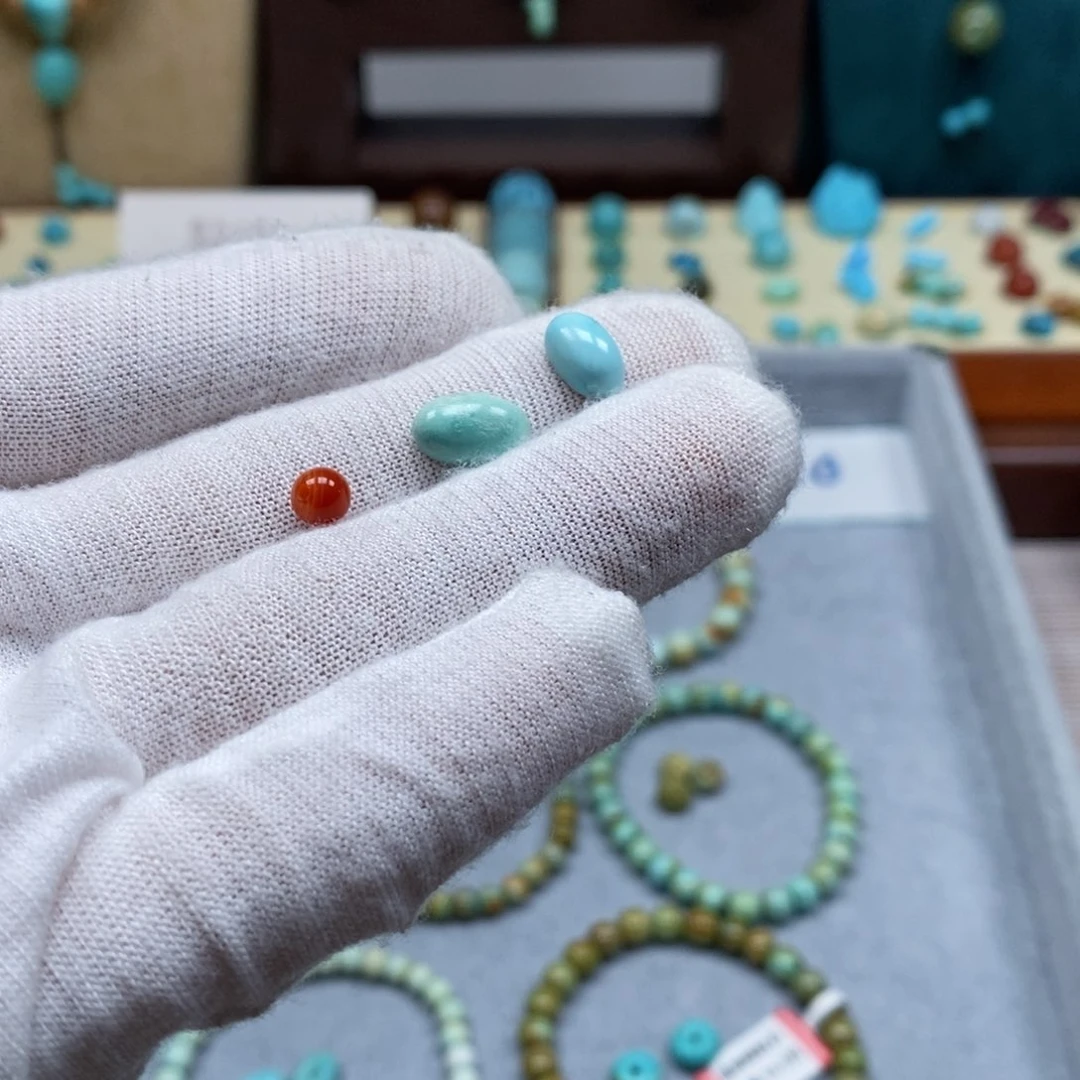 未镶嵌配饰南红玛瑙