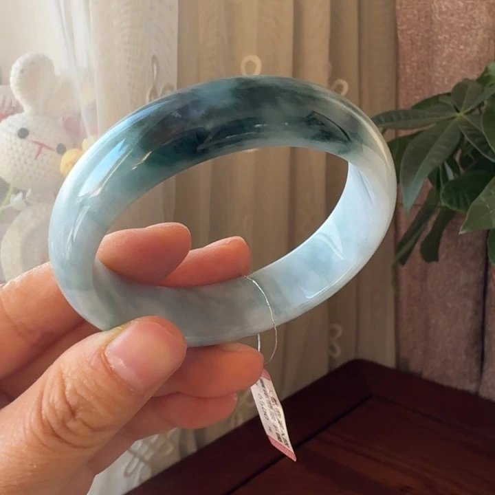 翡翠未镶嵌手镯轮胎手镯