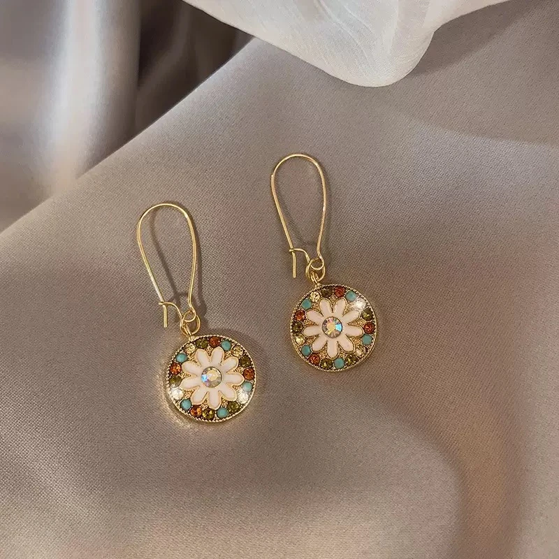 铜合金合成锆石耳饰 气质轻奢时尚百搭复古法式小众简约耳钉125