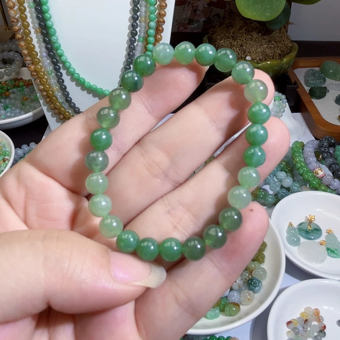 A***糖未镶嵌手链翡翠手串