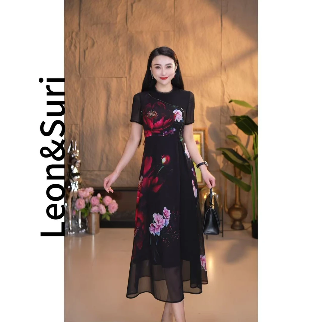Leon&Suri “黑红绽放”新款原创时尚优雅显瘦圆领连衣裙