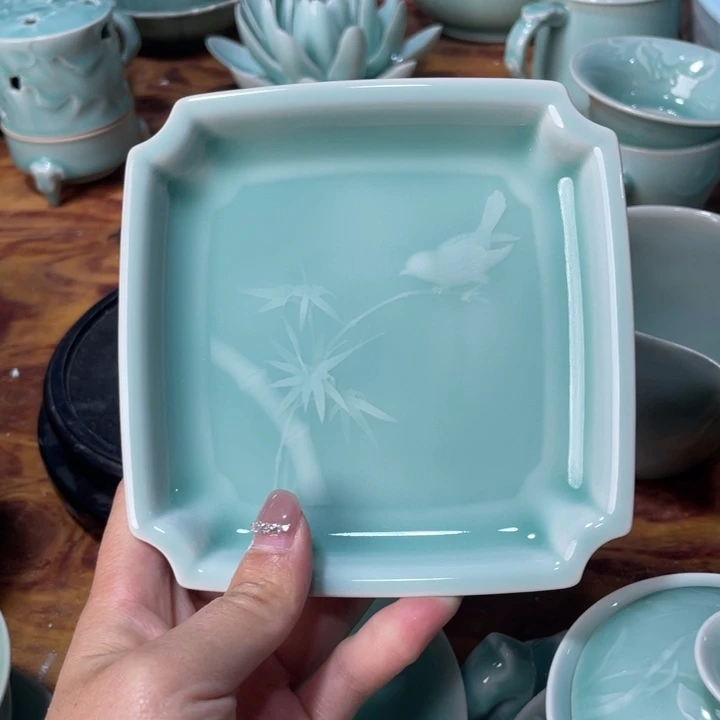 青瓷青瓷 青瓷青瓷