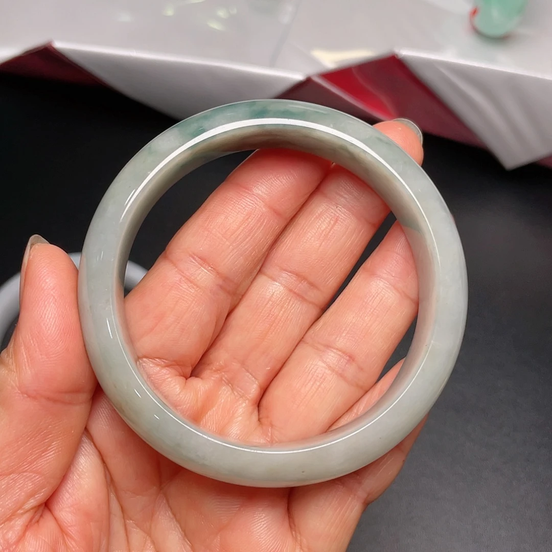 翡翠未镶嵌手镯天然翡翠手镯