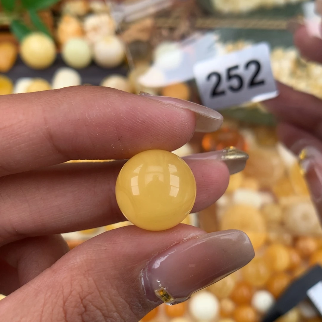 琥珀珠宝奇石未镶嵌 14.6