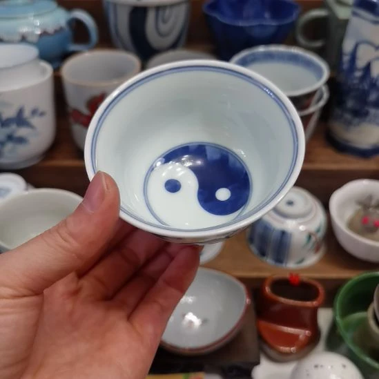 沉***主新号开播，持续放漏，中古品默认微瑕，满十八包邮。