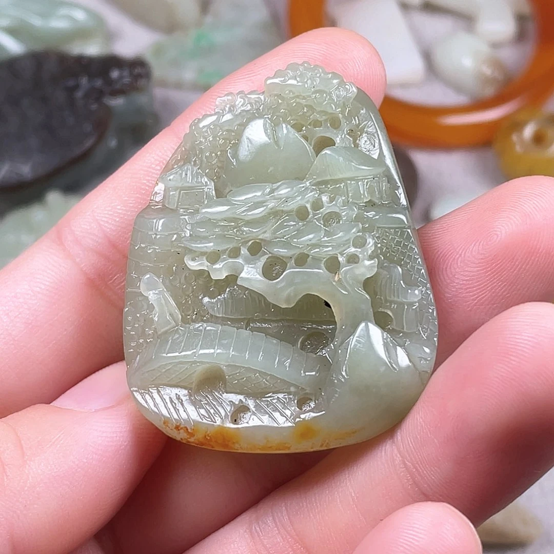和田玉（糖玉）未镶嵌颈饰