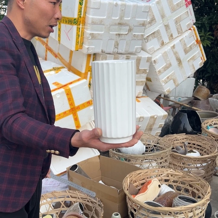 瓶高度21厘米口径10厘米微瑕捡漏