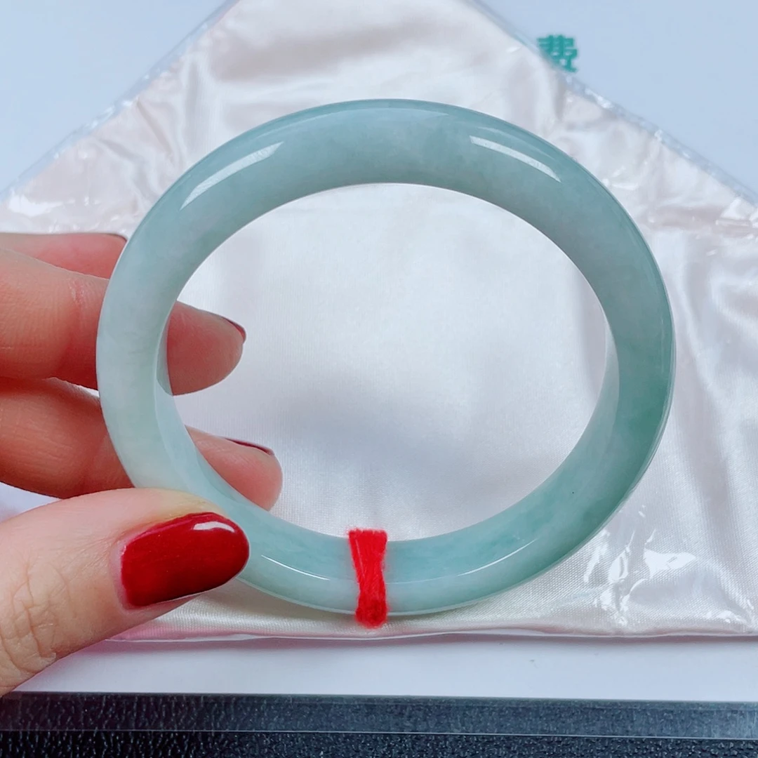 翡翠未镶嵌手镯圈口63宽12.5厚8.6