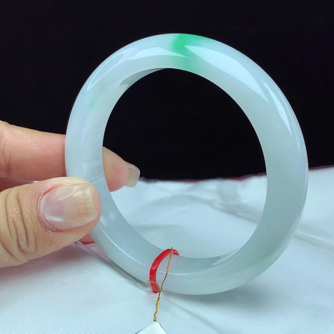 翡翠手镯未镶嵌55圈 1514