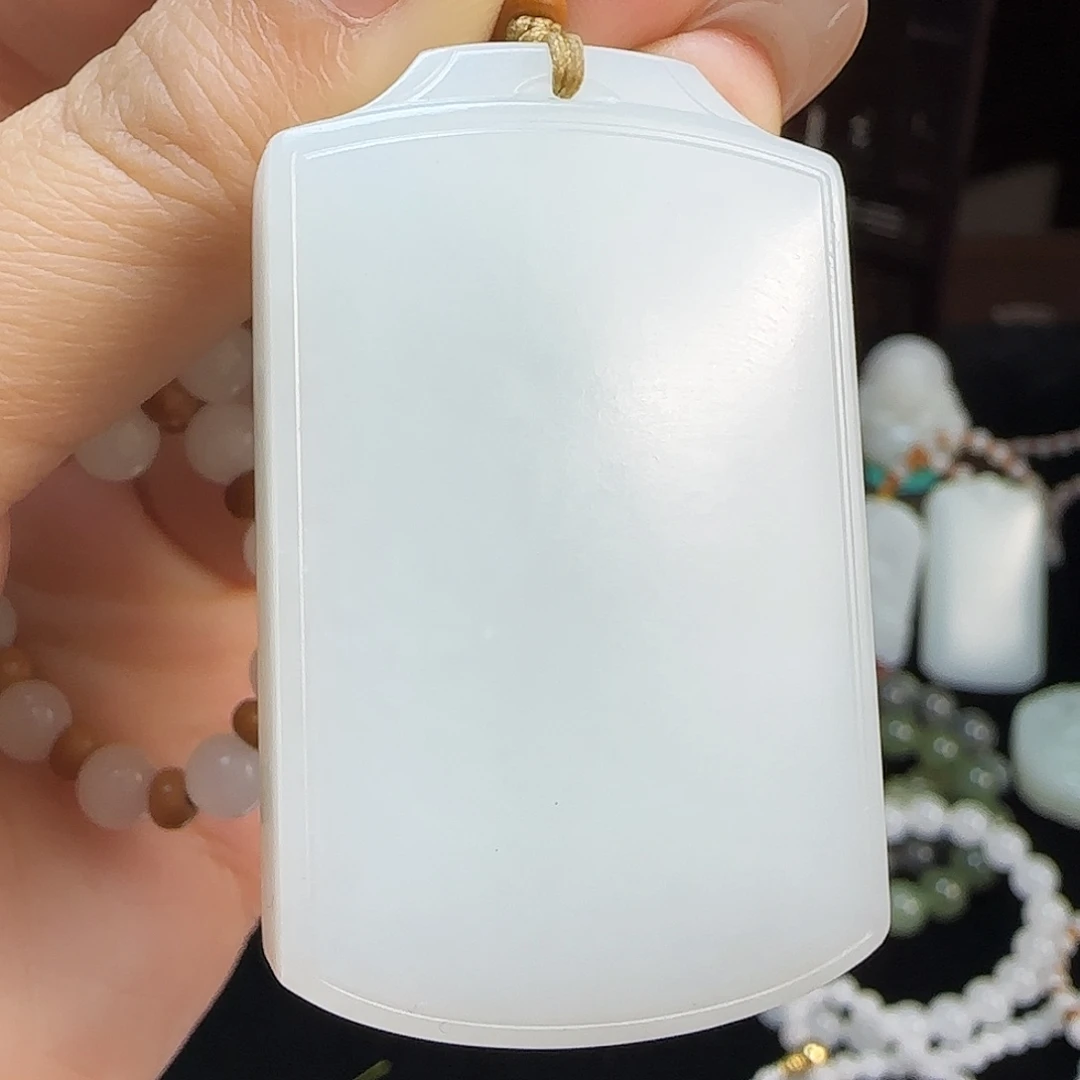 和田玉未镶嵌颈饰定制发货