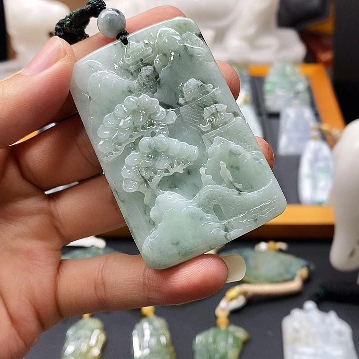 翡翠未镶嵌吊坠(不含链)挂件