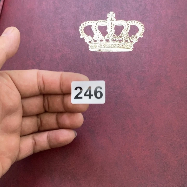 瓷片假***字哦哦哦哦哦哦哦哦