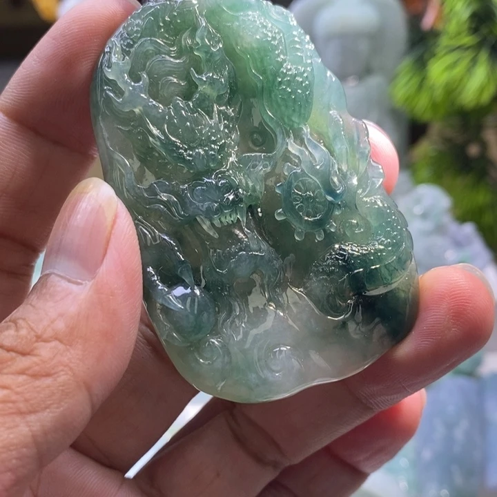 【闪购商品】翡翠未镶嵌颈饰11111111111111