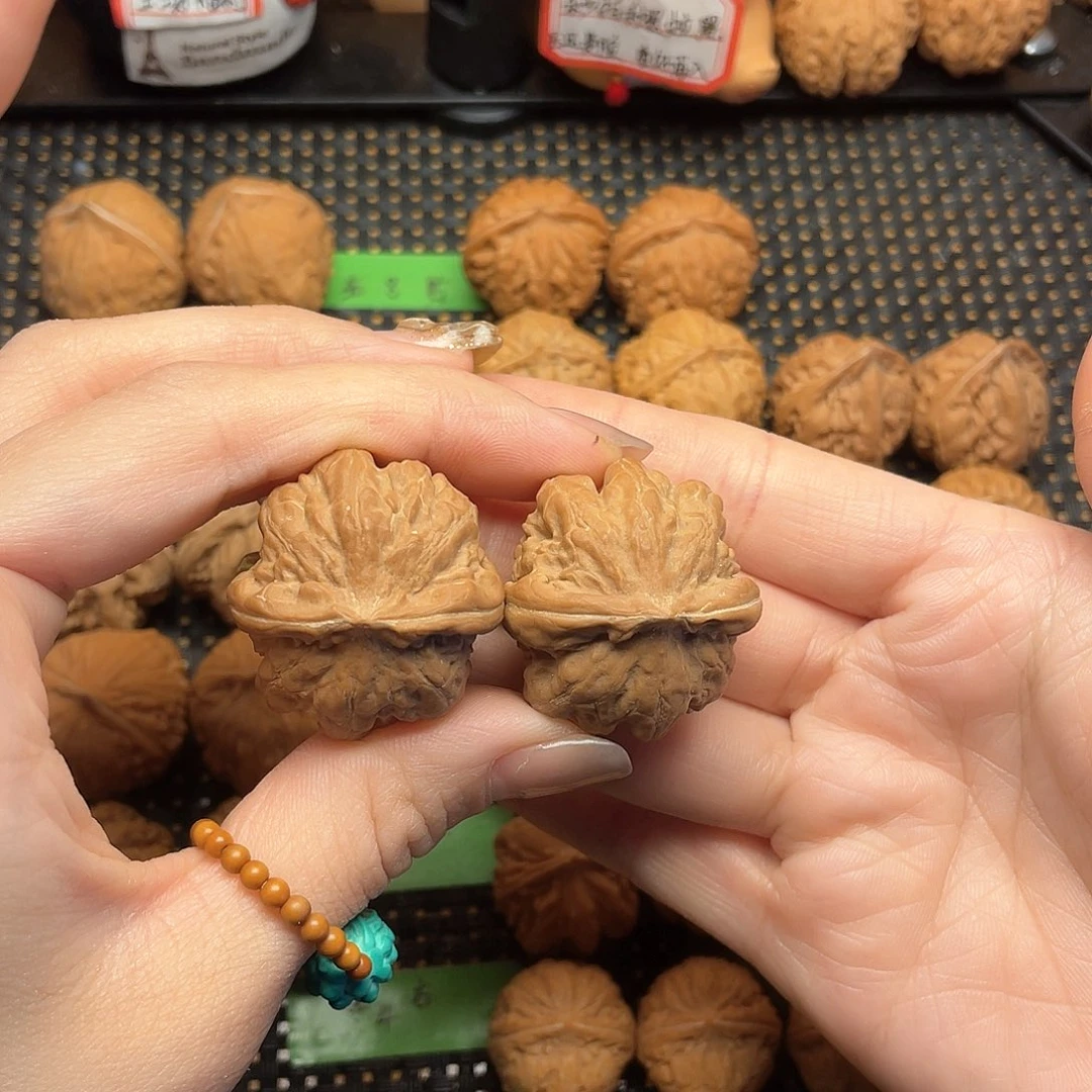 文玩核桃吊坠体**肤33➕全品小霸王龙