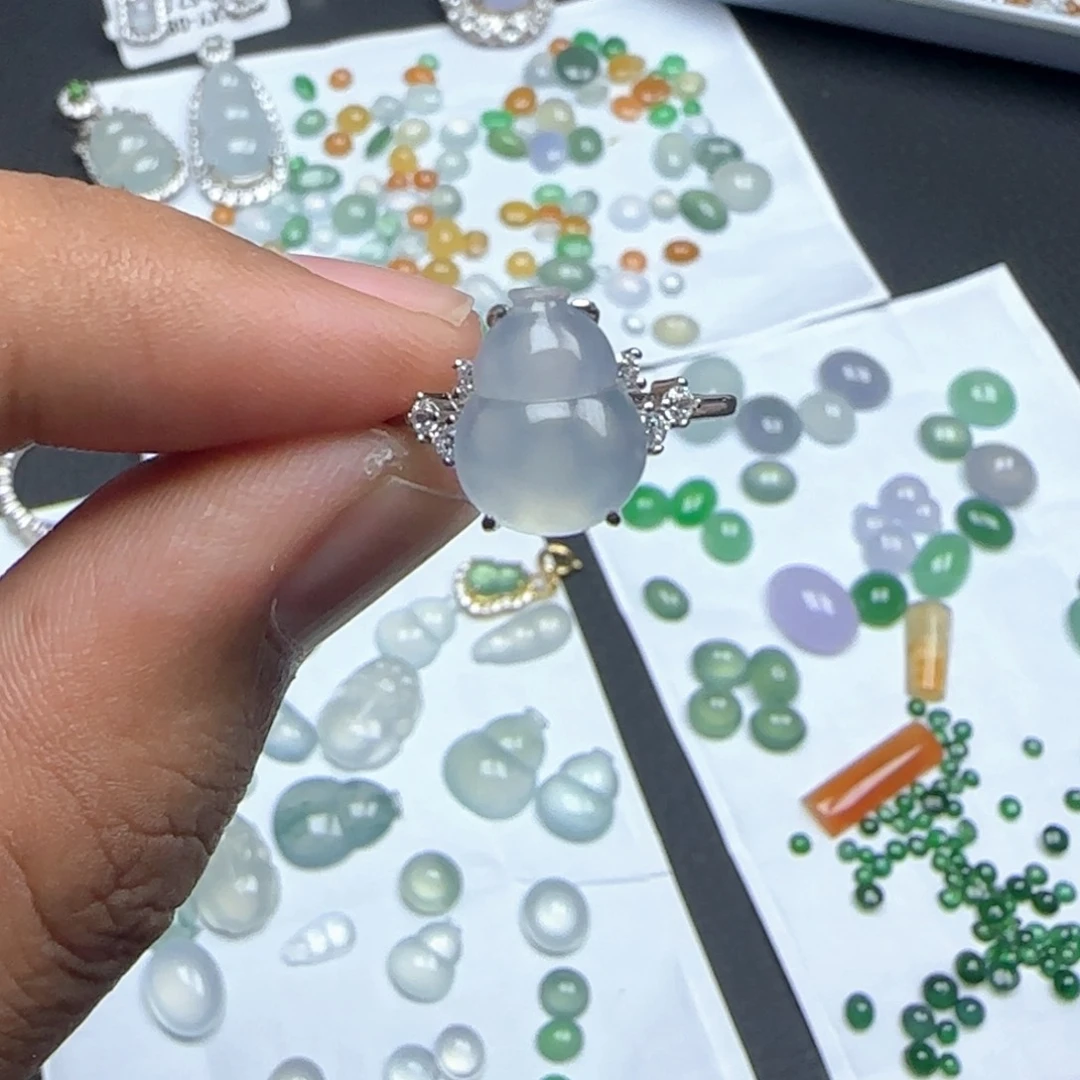 翡翠戒指银S925镶嵌缅甸天然翡翠