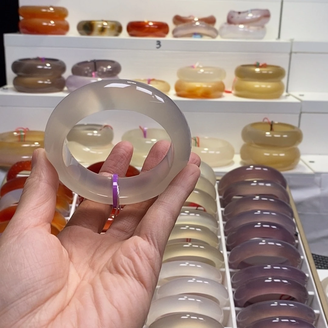 玛瑙/玉髓未镶嵌手镯