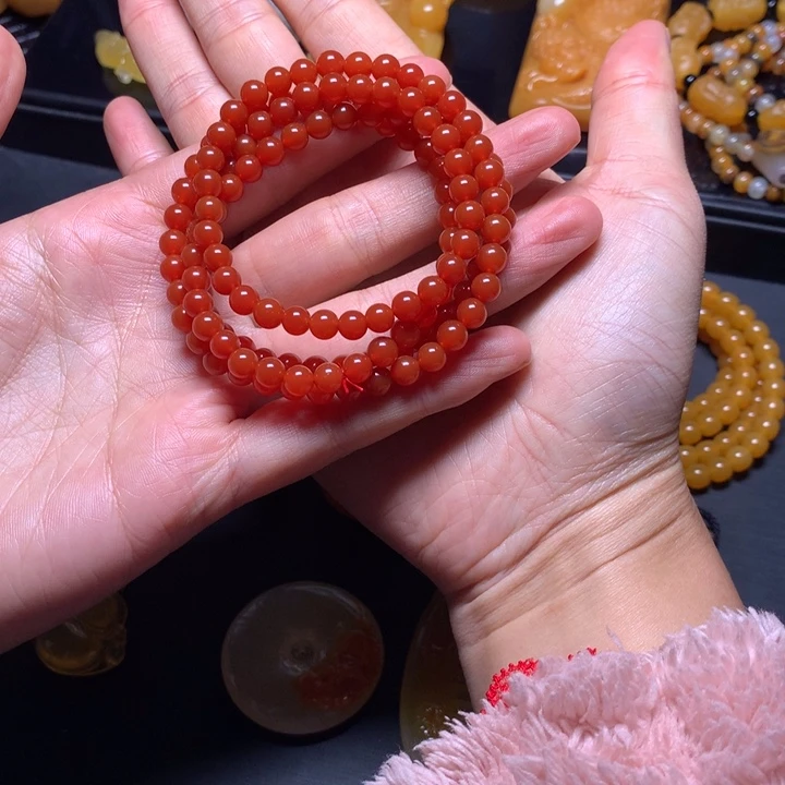 石英质玉（黄龙玉）未镶嵌颈饰