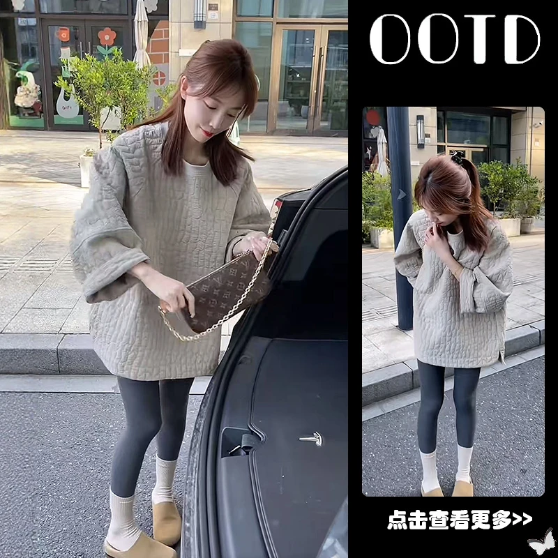 超火秋季穿搭一整套女2025新款韩版圆领宽松卫衣百搭鲨鱼裤两件套