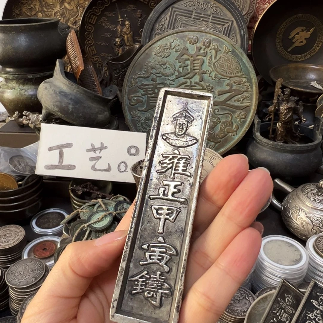 金属复古风格摆件