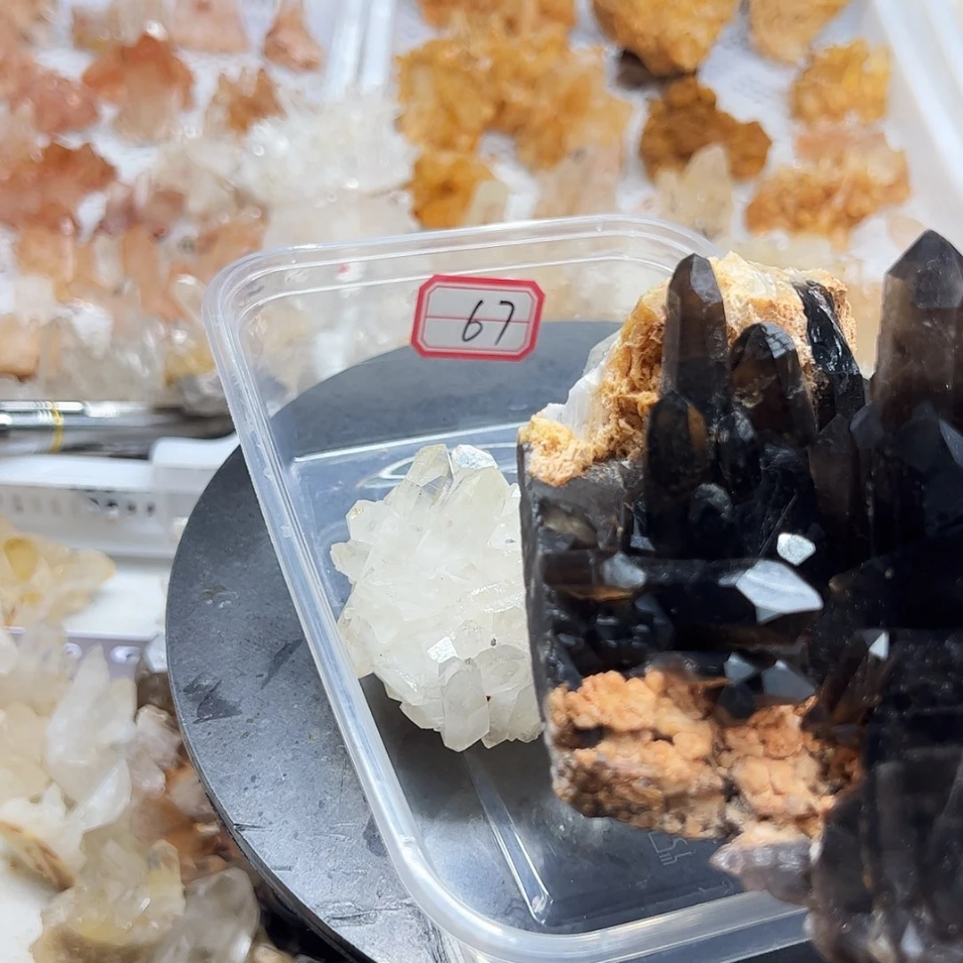i****珠宝半成品水晶未镶嵌