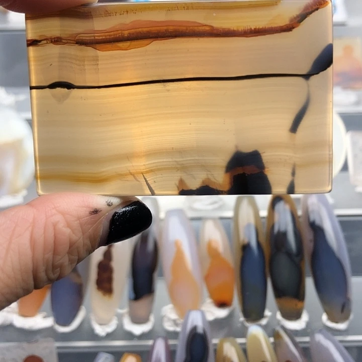 查罗石未镶嵌珠宝半成品50