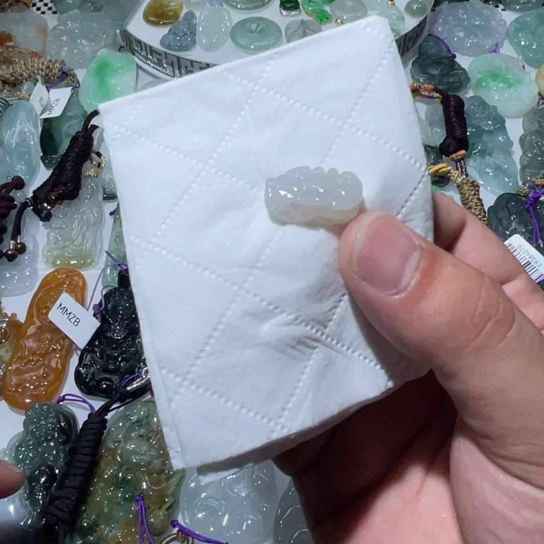 翡翠未镶嵌颈饰天然