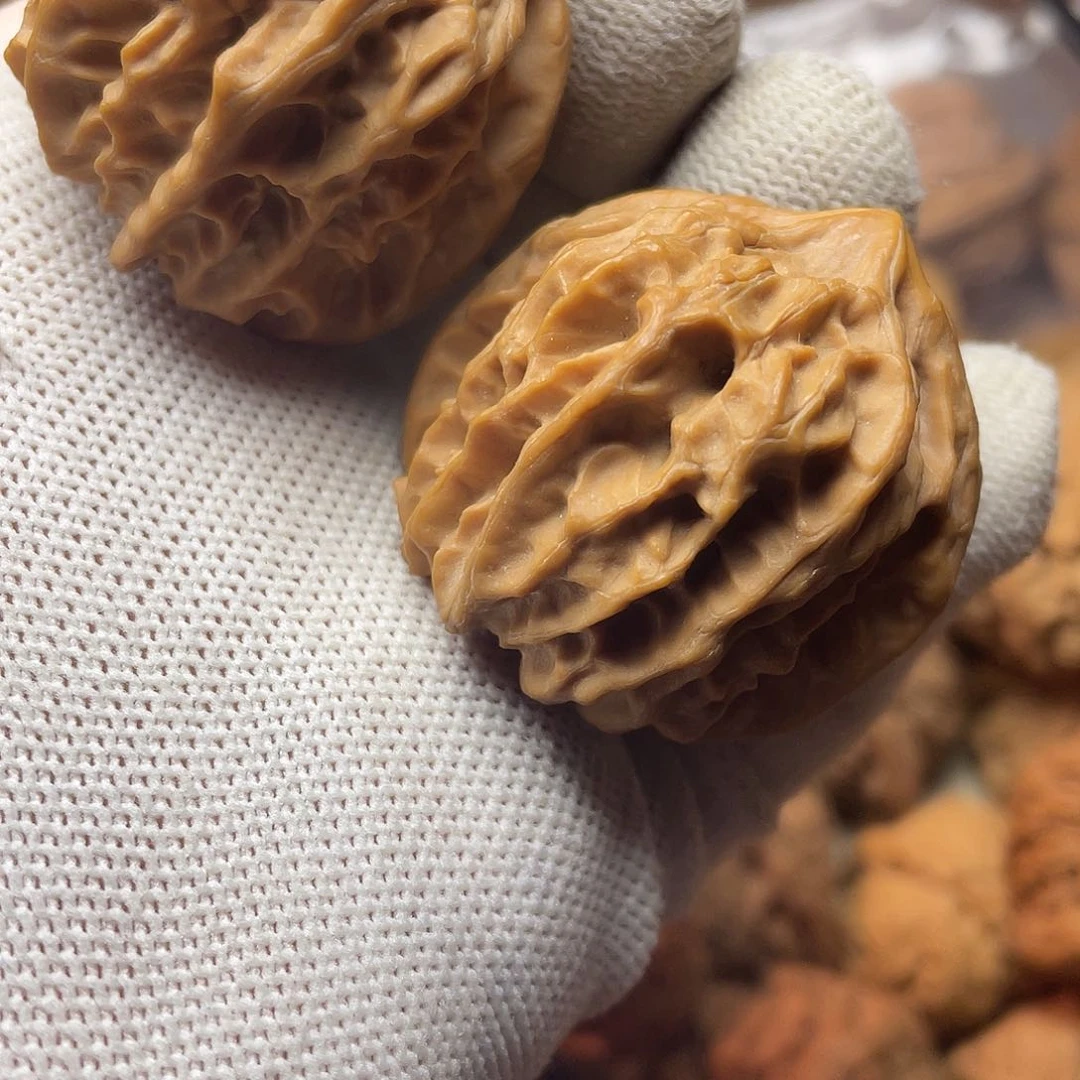 桃核吊坠曹大龙狮子头