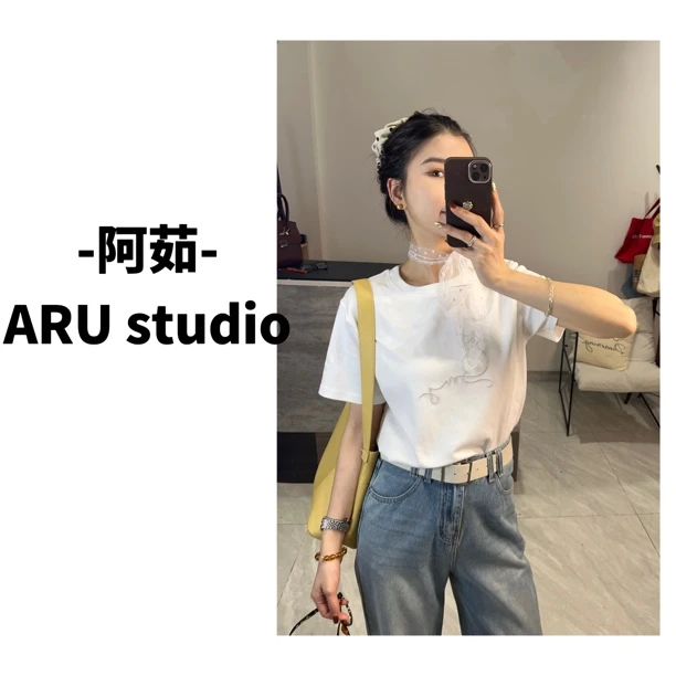 【阿茹女装精品服饰】刺绣猫咪短袖时尚百搭夏季圆领简约显瘦上衣