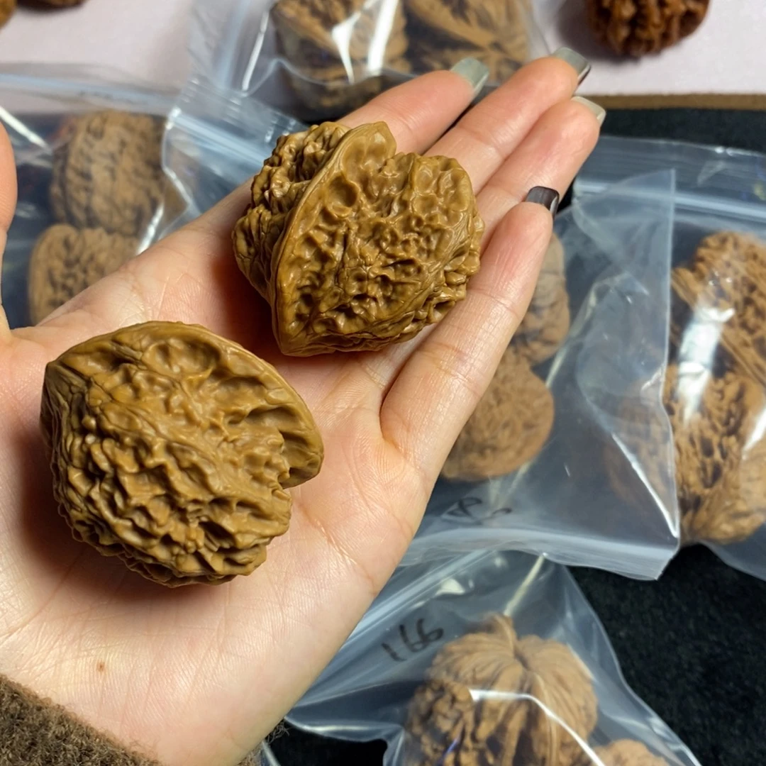 吊坠文玩核桃39野牛50