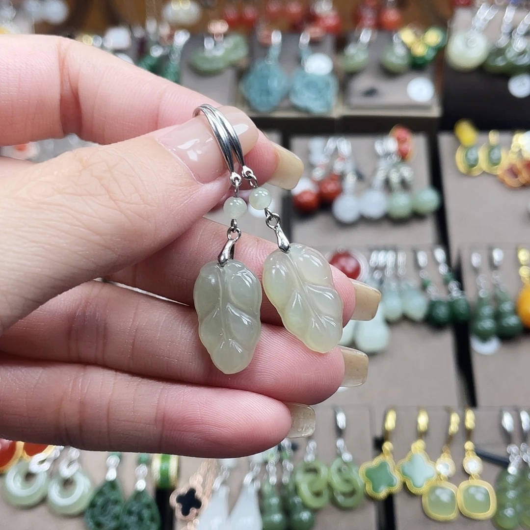 和田玉银S925镶嵌耳饰