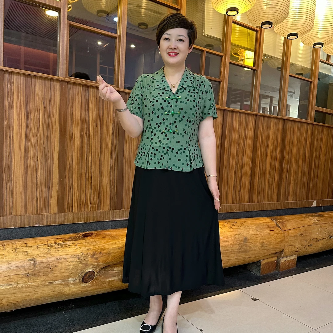 668短袖T恤A字裙常规薄款中老年女装显瘦休闲大气港风衬衫港风
