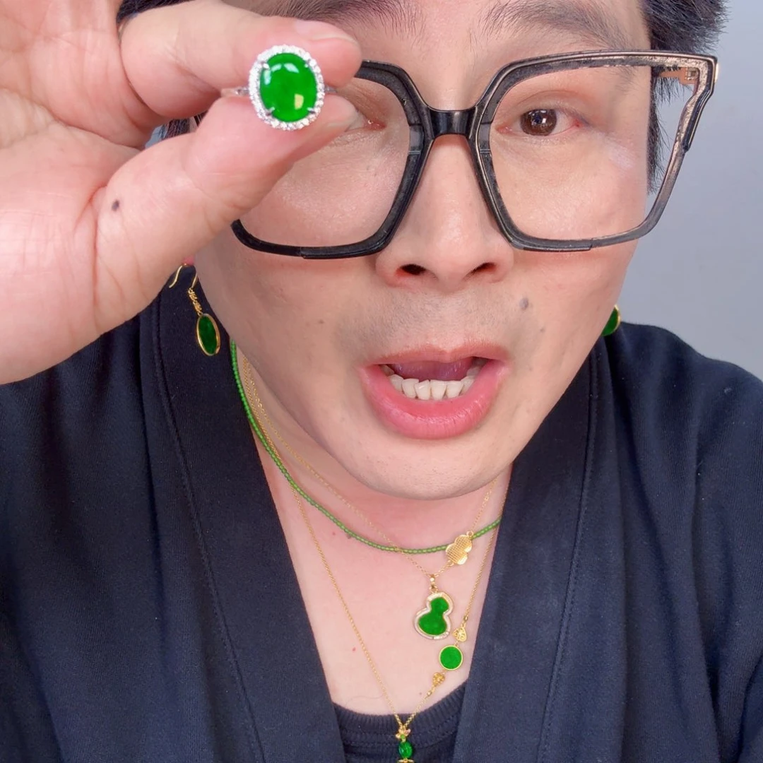 翡翠颈饰未镶嵌一个