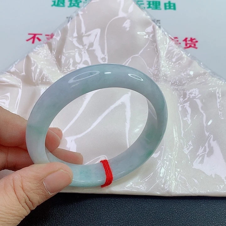 未镶嵌手镯翡翠手镯