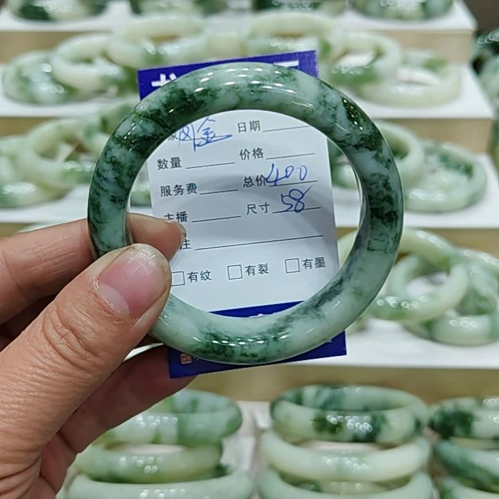 透闪石-蛇纹石玉手镯未镶嵌凤*